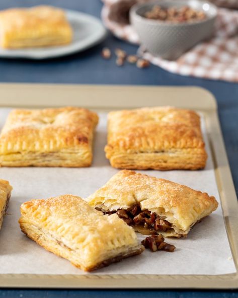 Better Baking Academy: Pecan Hand Pies - Bake from Scratch Pecan Hand Pies, Pecan Pie Filling, Hand Pie Recipes, Baking School, Hand Pie, Flaky Pastry, Mini Pies, Eat Drink And Be Merry, Hand Pies