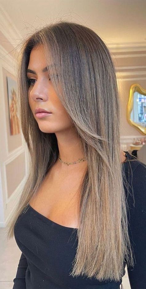 Highlights Brown Hair Balayage, Hair Colour Trends, 30 Hair Color, Balayage Straight Hair, Iced Cappuccino, Rambut Brunette, Brown Hair Looks, Brown Hair Inspo, Brunette Hair With Highlights