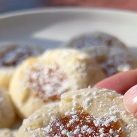 The Modern Nonna 🧿 on Instagram: "These lemon cheesecake thumbprint cookies melt in your mouth. This recipe is one of those recipes that you need to make double or triple of, because it’s THAT good. These cookies are only 5 ingredients, which you probably already have on hand. I can honestly say that this is one of those cookie recipes that you cannot get enough of. This cookie will most likely be the first cookie to disappear off the table. These lemon cheesecake cookies are also ideal for any Lemon Cheesecake Cookies, Cheesecake Thumbprint Cookies, Modern Nonna, Jam Cookies, Cheesecake Cookies, Printable Recipe, Lemon Extract, Thumbprint Cookies, Soften Cream Cheese