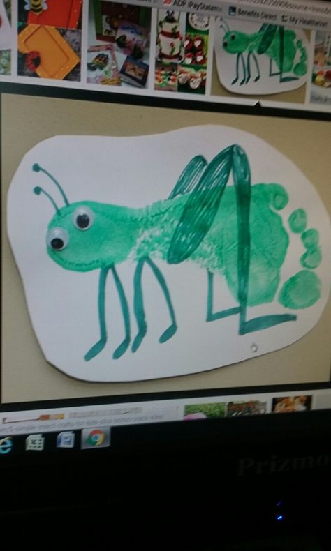 Caterpillar foot print bug party Bug Footprint, Bug Party, Class Door, Foot Print, Book Ideas, Caterpillar, Bugs, Craft Ideas, Quick Saves