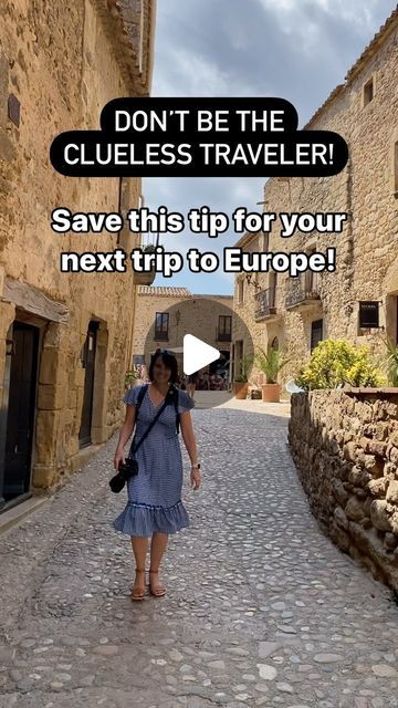 Travel Beauty Essentials, Paris Tips, Airline Booking, Travel Life Hacks, Portugal Vacation, Be Proactive, Cancelled Flight, Airline Travel, Travel Essentials List