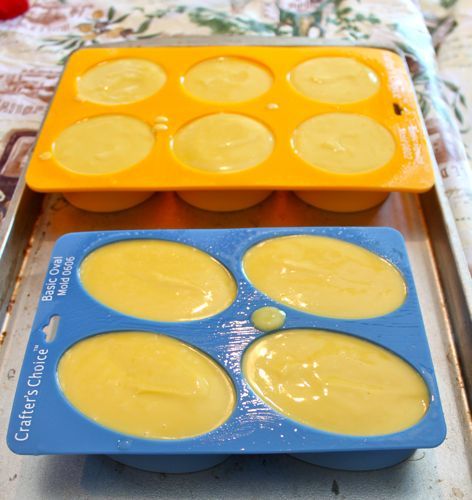 Banana-licious Olive Oil Soap Olive Oil Soap Recipe, Goat Milk Soap Recipe, Cold Process Soapmaking, Milk Soap Recipe, Savon Diy, Soap Making Recipes, Soap Craft, Soap Recipe, Olive Oil Soap