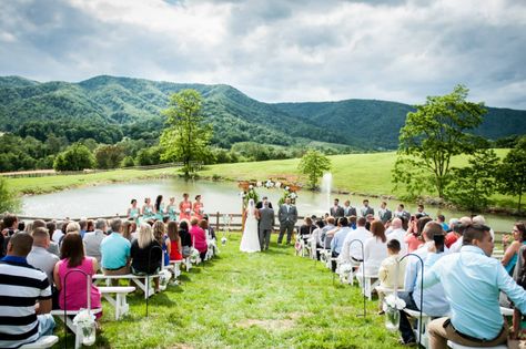 Have your special day at one of these 8 unique wedding venues in the Blue Ridge Mountains of Virginia. Blue Ridge Mountain Wedding, Blue Ridge Mountains Virginia, Wedding Venues In Virginia, Virginia Mountains, Blue Ridge Mountain, Mountain Top Wedding, Virginia Wedding Venues, Mountain Pictures, Mountain Wedding Venues