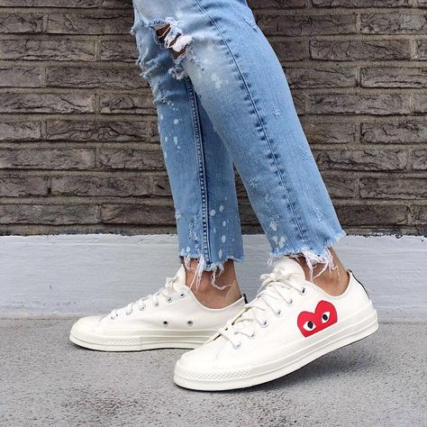 Commes des Garcons PLAY xConverse Chuck Taylor All Star 70 "Hidden Heart" Play Converse Outfit, Garcons Converse Outfit, Converse How To Wear, Cdg Converse Outfit Men, Cdg Converse Outfit, Converse X Cdg, Commes Des Garcons, Comme Des Garcons Shoes, Cdg Converse