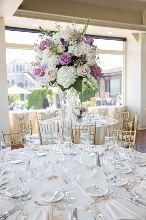 Tall Purple Wedding Centerpieces, Hydrangea Wedding Centerpieces Tall, Lilac Wedding Centerpieces, Purple Hydrangea Centerpieces, Service Business Ideas, Lilac Wedding Colors, Tall Purple Flowers, Purple Hydrangea Wedding, Event Flower Arrangements