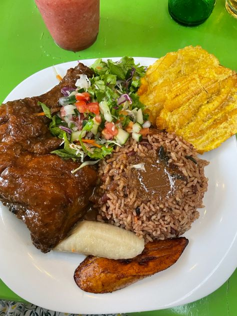 traditional food rice and beans in costa rica, the caribean Costa Rica Dishes, Costa Rican Rice, Costa Rica Romantic, Costa Rica Food, Costa Rican Food, Food Rice, Rice And Beans, Costa Rican, Romantic Dinner