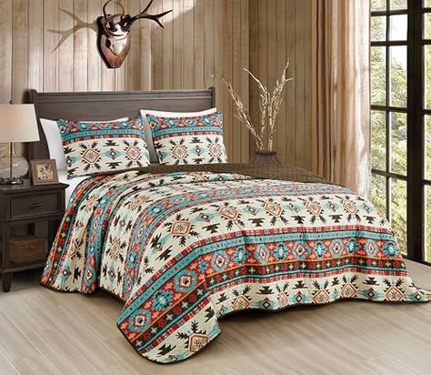 Southwestern Quilts, Western Bedroom Decor, Western Bedroom, Geometric Motif, Southwestern Design, Lightweight Quilt, Quilted Bedspreads, Twin Quilt, Bedspread Set