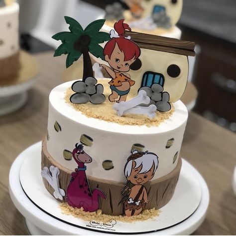 Flintstones Cake Ideas, Bam Bam Birthday Cake, Pebbles Cake Ideas, Flintstones Birthday Cake, Flinstones Cake, Pebbles Birthday Cake, Bridal Shower Tablescape, Pebbles And Bam Bam, Baby Birthday Party Theme