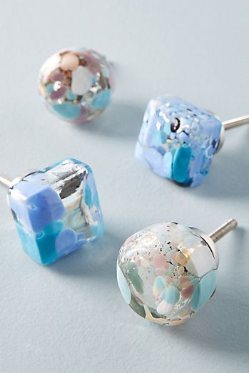 Plumbing Ideas, Diy Knobs, Pastel Home Decor, Decor Hacks, Pastel House, Home Decor Hacks, Cupboard Knobs, Diy Resin Art, Decor Buy