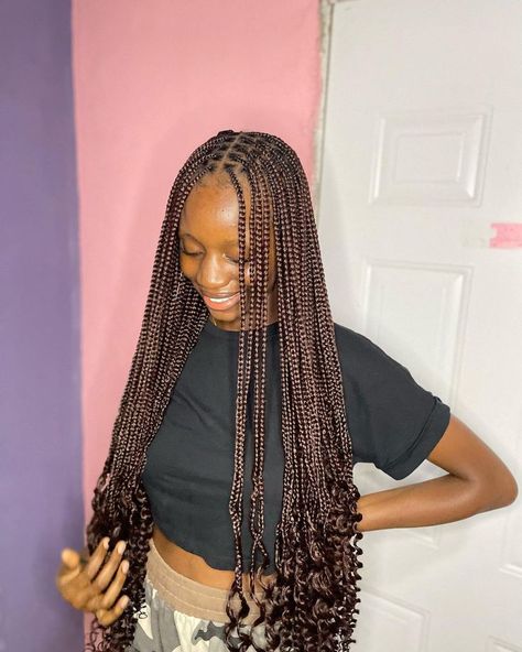 Knotless Curls, Xs Knotless, Dark Brown Braids, Normal Braids, Curls Video, Brown Knotless, Size Braids, Braids Videos, Red Knotless