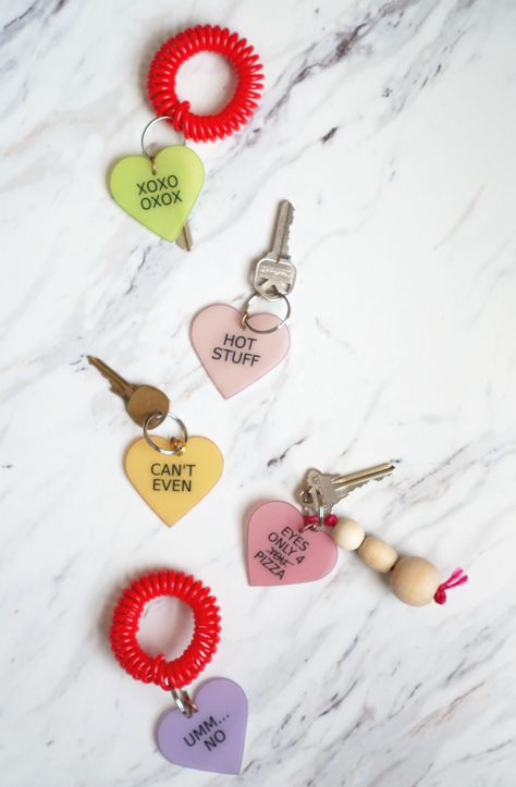 Arts + Crafts | DIY Shrinky Dink Conversation Heart Keychains - Sahl + White Shrinky Dink Keychain Ideas, Shrink A Dink Ideas, Diy Shrinky Dink Keychain, Cute Shrinky Dink Ideas, Diy Shrinky Dink, Shrinky Dink Keychain, Shrinks Dink, Quirky Sayings, Shrink Plastic Ideas