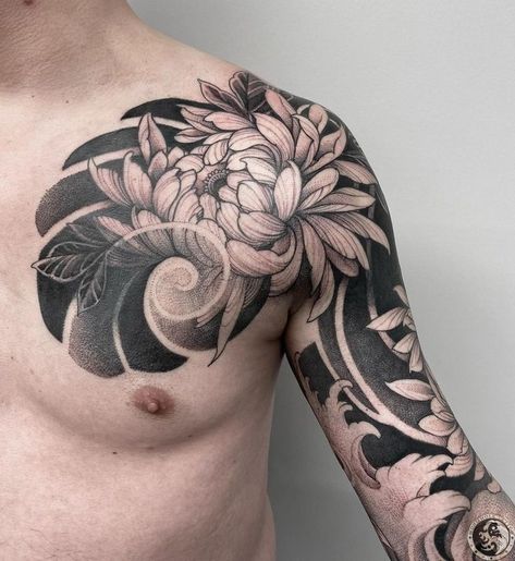 Peony Chest Tattoo, Japanese Tattoo Background, Japanese Chest Tattoo, Laurel Wreath Tattoo, Tato Maori, Tattoos Japanese, Black And White Tattoo, Chest Tattoo Ideas, Wreath Tattoo