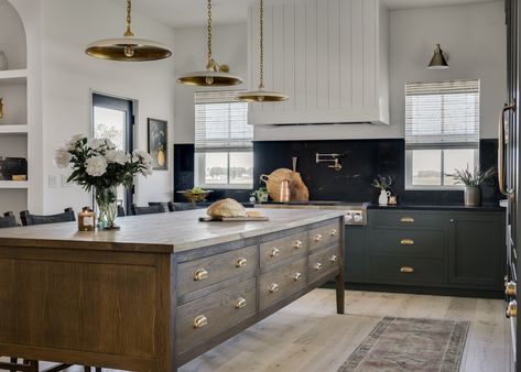 Walnut And Black Kitchen, Green And Walnut Kitchen, Walnut Kitchen Island, Walnut Island, Walnut Cabinet, English Walnut, Walnut Kitchen, Mudroom Design, Kitchen Details