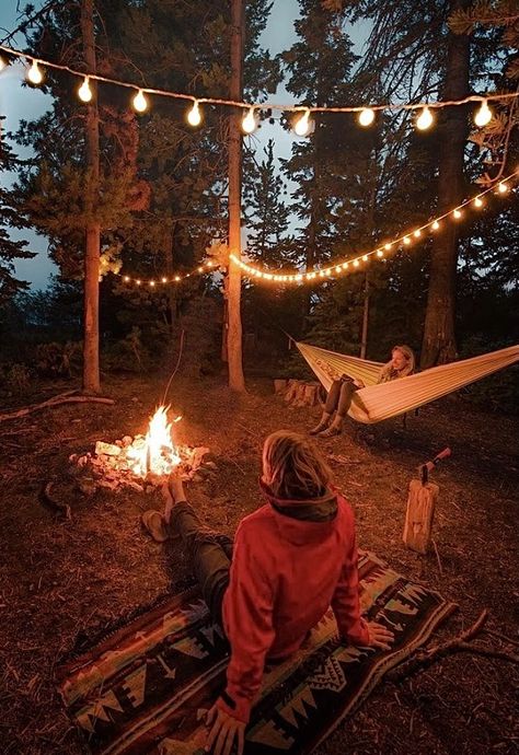 Clary Y Jace, Inexpensive Date, Tree Tent, Dream Dates, Camping Set Up, 귀여운 음식 그림, Cute Date Ideas, Camping Photography, Camping Aesthetic