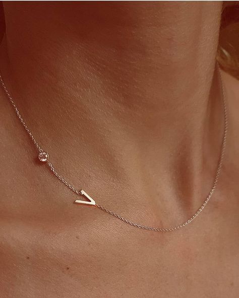 V Necklace Gold, V Pendant, V Letter, Hello Fashion, Letter Bracelet, Letter V, Letter Pendants, Letter Necklace, Women Life