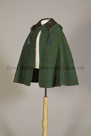 2000.033.0010     Object Name  Cape     Date  1860, ca.     Culture  American     Description  medium-dark green wool twill with matc... 1860 Fashion, Kent State University, Kent State, Period Outfit, Century Clothing, Green Wool, Fantasy Clothing, Historical Clothing, Character Outfits