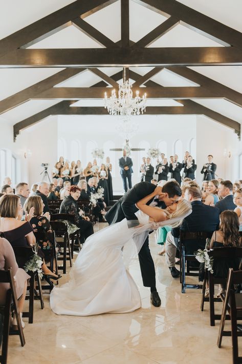 Love this photo of the classic wedding recessional dip and kiss! #weddinginspo #weddinginspiration #weddings #venue #weddingchapel #weddingreception #dfwwedding #dallasweddings #texaswedding #dvinegracevineyard #weddingtips #weddingvenue #wedding #weddingplanning #weddingdetails #dallaswedding #eventvenue #weddingceremony #weddingkiss Wedding Dip Kiss Picture Ideas, Ceremony Dip Kiss, Pictures Before Wedding, Isle Dip Kiss Wedding, End Of Aisle Dip Kiss, Wedding Recessional Photos, Before Ceremony Wedding Photos, After Ceremony Pictures, Alter Kiss Wedding