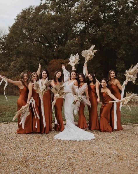 Country Western Wedding, Rusting Wedding, Western Themed Wedding, Country Theme Wedding, Boda Mexicana, Dream Wedding Ideas Dresses, Future Wedding Plans, Bridesmaid Dresses Online, Wedding Inspiration Fall