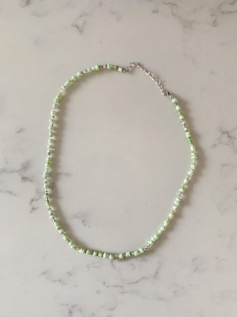 Sage Green Necklace, Green Choker, Summer Choker, Green Beaded Bracelets, Beads Ideas, Necklace Trendy, Beaded Jewelry Necklaces, Green Beaded Necklace, Trendy Necklace