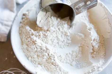 How to Make Self-Rising Flour How To Make Self Rising Flour, Homemade Self Rising Flour, Cornmeal Cornbread, Make Self Rising Flour, Peanut Butter Waffles, Beer Bread Easy, Homemade Dry Mixes, Coffee And Walnut Cake, Sweet Roll Recipe