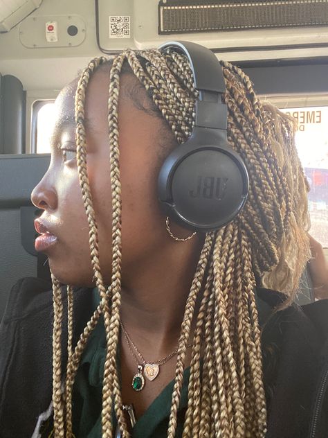 #blondebraids #blackgirlshairstyles #blackwomenhairstyles #aesthetic Blond Small Box Braids, Dark Blonde Box Braids, Blonde Braids With Black Roots, Mixed Blonde Braids, Blonde Braids On Black Hair, Box Braids Blonde And Black, Dark Blonde Braids, Short Blonde Braids, Dirty Blonde Braids