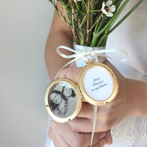 Personalised Wedding Bouquet Locket Wedding Bouquets Lockets, Wedding Bouquet Locket, Bridal Bouquet Lockets, Wedding Bouquet Picture Locket, Bridal Bouquet Picture Charm, Bridal Bouquet Photo Charm, Bouquet Locket, Wedding Locket, Wedding Bucket