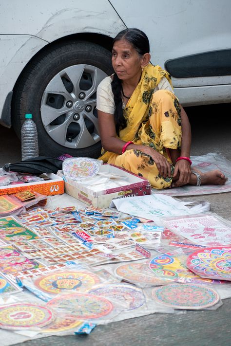 #streetphotography #photography #street #photooftheday #photo #travelphotography #streetstyle #photographer #streetart #travel #urbanphotography #streets #blackandwhite #instagood #picoftheday #life #instagram #streetphotographer #city #streetphoto #india #blackandwhitephotography Indian Street Vendors Photography, Random People Photography Street, Quick Sketches, Home Studio Setup, Indian Street, Street Vendor, Photography Street, Indian Embroidery, Studio Setup