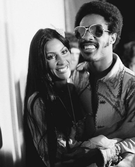 #1974 #1970s #aesthetic #aestheticedits #blackandwhite #photography #cher #steviewonder Karen Alexander, Rock N’roll, I'm With The Band, Black Music, Rock Punk, Stevie Wonder, Music History, Pop Rock, Soul Music