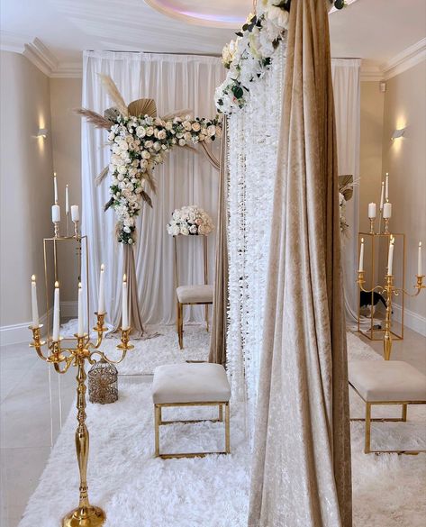 Marquee Nikkah, Nikkah Flower Curtain, White Nikkah Decor, Nikkah Partition Decor, Nikkah Curtain, Nikkah Set Up, Nikkah Decor Ideas, Small Nikkah Ideas, Nikkah Theme