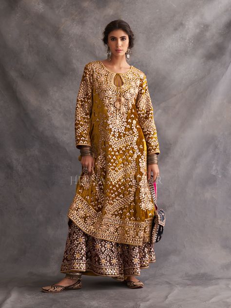 Heena Kochhar, Kalamkari Fabric, Embroidery Fashion Detail, Colorful Dresses Formal, A Line Kurta, Designer Party Wear Dresses, Ethnic Print, Dress Images, Suit Designs