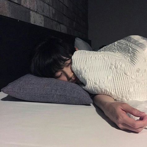 When you sleep I see all the purity in the world... in the cutest way... So close to me... Wow Boy Korean, Sleeping Boy, Korean Ulzzang, Ulzzang Couple, Korean Couple, Korean Boy, Ulzzang Boy, Korean Men