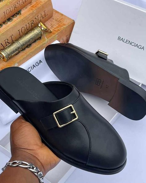 Sizes:40-46 Price:65,000 Send a DM to order WhatsApp:08104101651 Men Leather Sandals Fashion, Half Shoe, Latest Sofa, Armor Shoes, Mens Sandals Fashion, Leather Slippers For Men, Shoe Makeover, Half Shoes, Male Shoes