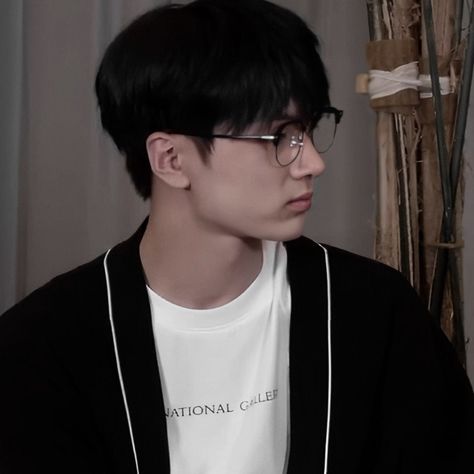 enhypen jay icon | specs Jay Boyfriend, Bts Derp Faces, Enhypen Jay Icon, Jay Icon, Face Icon, Jay Enhypen, Enhypen Jay, Boyfriend Photos, Jay Park