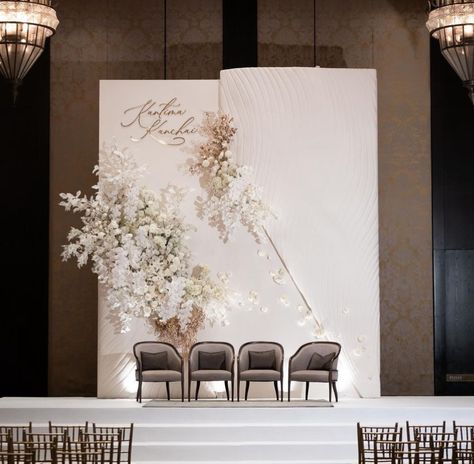 Backdrop Inspiration, Wedding Indoor, Reception Backdrop, Wedding Reception Backdrop, Background Wedding, Wedding Backdrop Decorations, Garden Wedding Inspiration, Wedding Stage Decorations, Wedding Hall