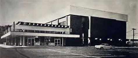 Menlo Park Cinema opened in 1961 or 1962 Menlo Park Mall, Clara Barton, Menlo Park, Those Were The Days, Vintage Movies, Stairs, Quick Saves, Home Decor, Vintage Films