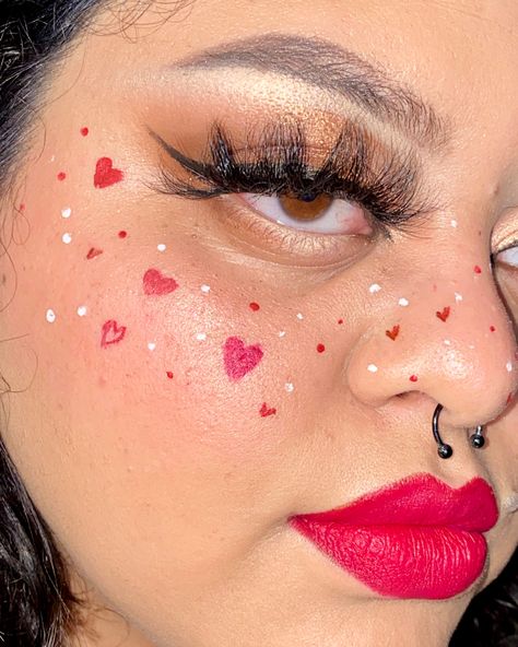 Heart Eye Makeup Aesthetic, Hearts On Cheeks Makeup, Fun Valentines Makeup, Heart Freckles Makeup, Concert Face Paint, Harry Styles Makeup Ideas, Heart Themed Makeup, Valentines Day Face Paint, Hearts Face Paint