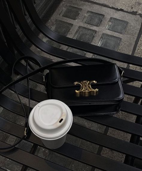 Tas Celine, Triomphe Bag, Black And Gold Aesthetic, Versace Bag, Bag Obsession, Gold Aesthetic, Buying Process, Gold Bag, Luxury Aesthetic