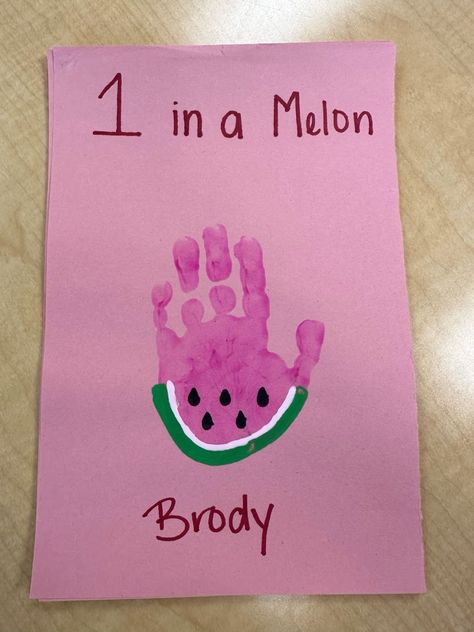 Engage Your Infant with These Creative Summer Crafts: Fun and Easy Projects Watermelon Handprint, Infant Teacher, Snowflake Making, Baby Handprint Crafts, Baby Art Crafts, July Art, Infant Lesson Plans, Fruit Crafts, Infant Classroom