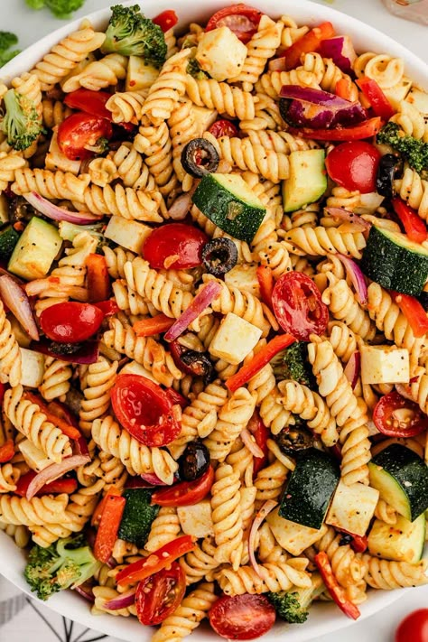 Salad Supreme Pasta Salad - Princess Pinky Girl Pasta Potluck, Salad Supreme Pasta Salad, Salad Supreme Recipe, Shrimp Salad Recipes Healthy, Croissants Breakfast, Pasta Salad Ideas, Salad Supreme, Rotini Pasta Salad, Summer Pasta Salad Recipes