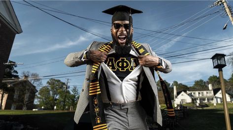 Alpha Phi Alpha Graduation Pictures, Portrait Outfits, Senior Portrait Outfits, Alpha Phi Alpha Fraternity, College Graduation Photoshoot, Grad Shoot, Alpha Fraternity, Grad Pic, Graduation Photography Poses