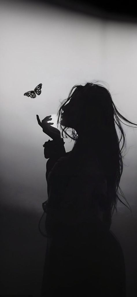 Dark Feminine Aesthetic Photos, Dark Aesthetic Pictures Feminine, Strong Woman Aesthetic Wallpaper, Insta Dp For Women, Dark Feminine Aesthetic Wallpaper Hd, Sweet Message For Girlfriend, Female Aesthetic, Butterfly Black And White, Sweet Message