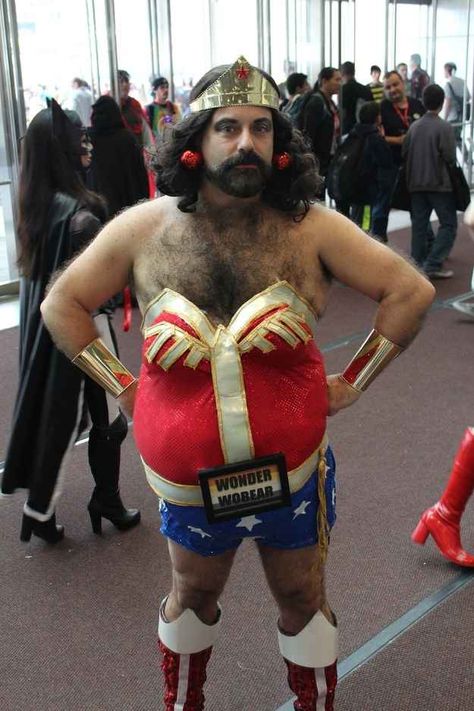 A very fabulous Wonder Woman Funny Costumes, 웃긴 사진, Very Funny Pictures, Really Funny Pictures, Funny Photos, Funny Images, Yoga Poses, Really Funny, Fortnite