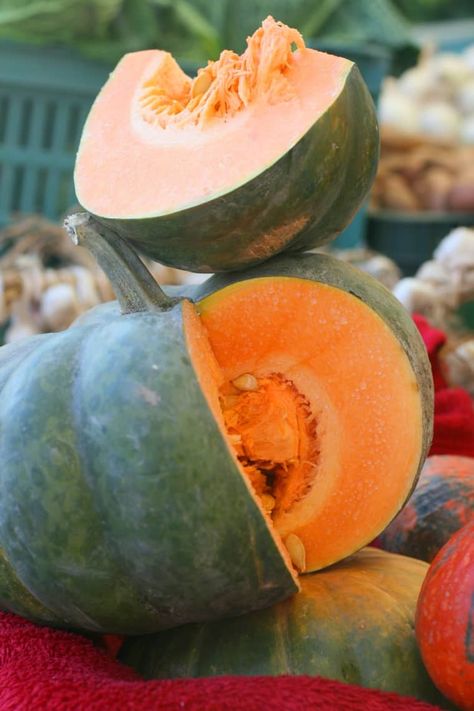 Why You Should Be Eating Kabocha Squash, Pumpkin’s Sweeter Cousin | Kitchn How To Cook Squash, Kabocha Squash, Fat Loss Foods, Winter Squash, Squash Recipes, Vegetarian Recipes Healthy, Healthy Vegetarian, Vegan Recipes Easy, Pumpkin Seeds