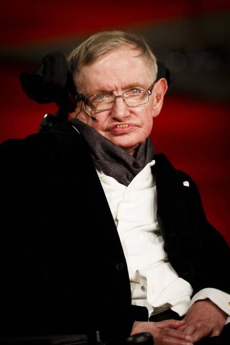 Stephen Hawking Famous Intj, Stephan Hawkings, Steven Hawking, University Of Cambridge, Extraordinary People, Physicists, Inspiring People, Aretha Franklin, Stephen Hawking