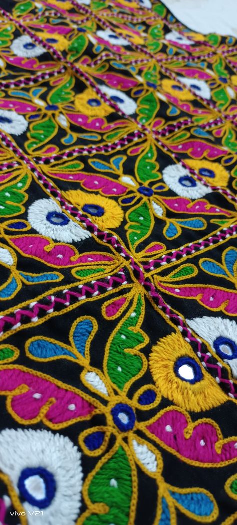 Navratri Dress, Hand Beaded Embroidery, Embroidery Hand, Embroidery Designs Fashion, Party Wear Indian Dresses, Hand Embroidery Design Patterns, Hand Embroidery Design, Hand Work, Design Patterns