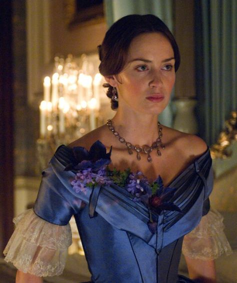 Emily Blunt as Queen Victoria in The Young Victoria - 2009 Victoria Movie, The Young Victoria, Jessica Brown Findlay, Victorian Romance, Michelle Dockery, Period Dress, Carey Mulligan, Fantasy Dresses, Period Outfit