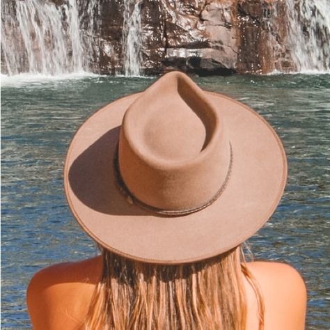 Cattleman Akubra Akubra Cattleman, Australian Hats, Akubra Hat, Australian Hat, Akubra Hats, Beach Fashion, Beach Style, Cowboy Hats, Chloe