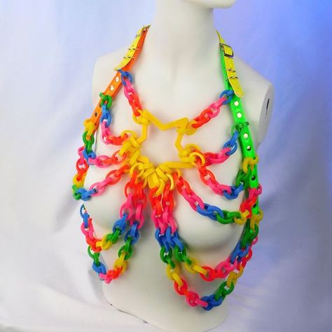 Rainbowcore Fashion, Silly Clothes, Chain Harness, Kandi Bracelets, Chain Top, Medical Grade Silicone, Rainbow Star, Star Chain, Neon Rainbow