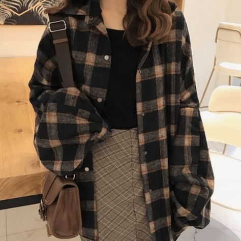 Flannel Outfits Men Streetwear, Flannel Girl, Flannel Outfits Men, Plaid Shirt Outfits, Insta Outfits, Flannel Outfits, Grunge Look, Causual Outfits, Mode Inspiration