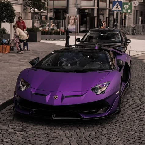 Lamborghini Photos, مرسيدس بنز, Purple Car, The Game Of Life, Top Luxury Cars, Lamborghini Cars, Cool Sports Cars, Super Luxury Cars, Fancy Cars